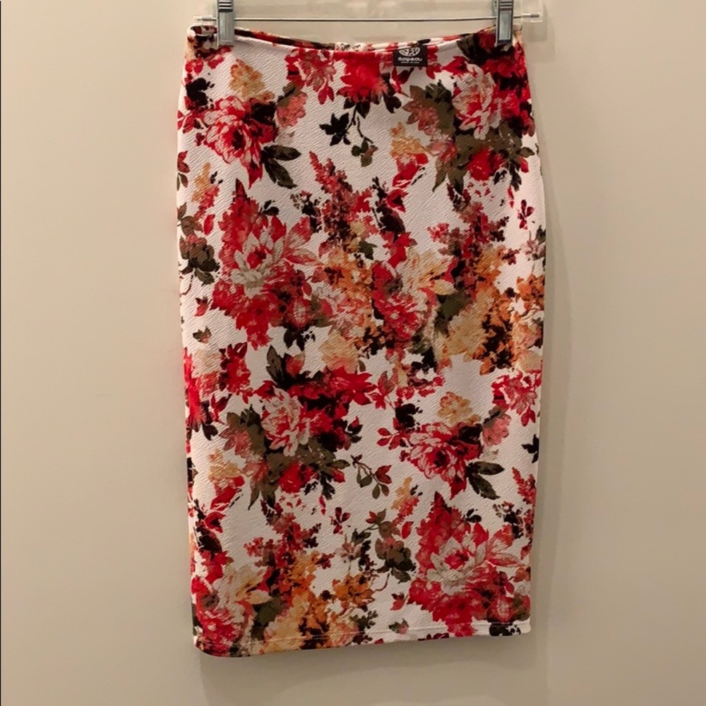 Floral pencil skirt